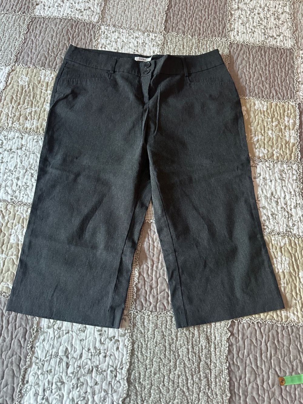 Women's Ricki's Grey Dress Capris Crop Dress Pant Size 12